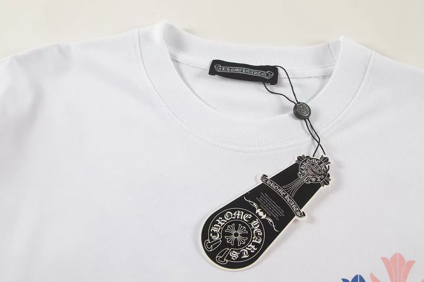🅿️160 Style: 2025 new Croix Heart short-sleeved T-shirt Material: High version 300g double yarn combed cotton Size: S～XL Color: White Style number: Z005